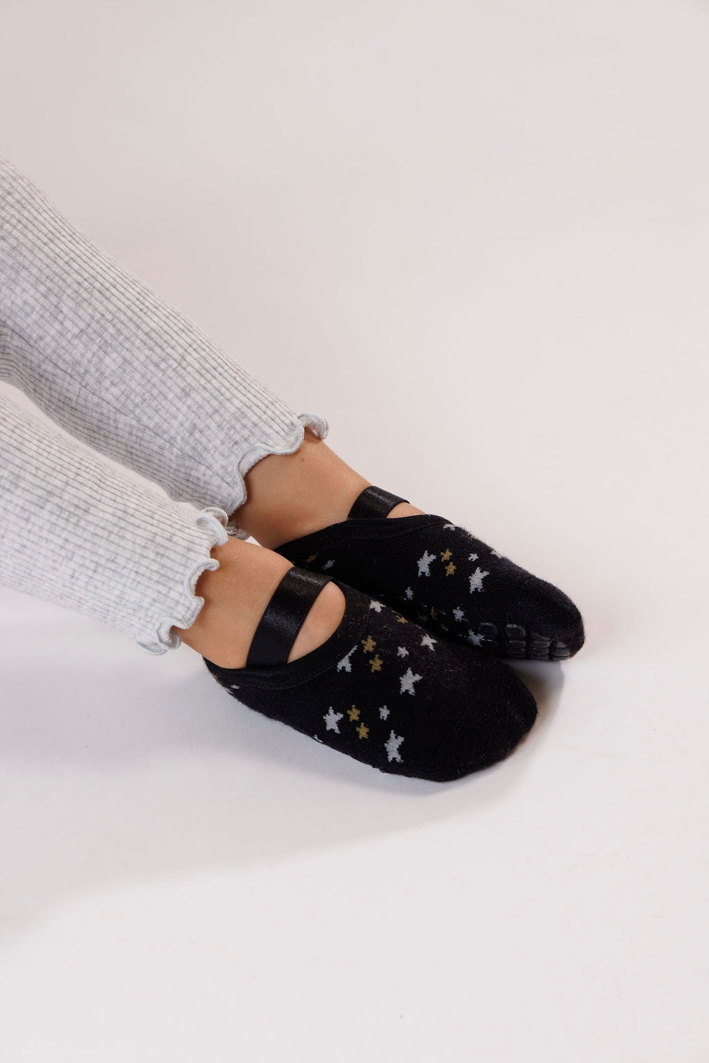 Black - Gift Box + 2 Pairs Included